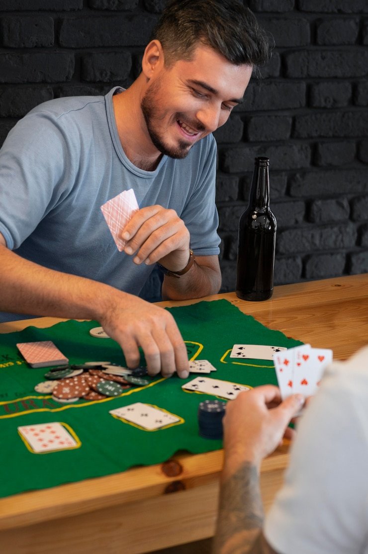 Dragon Tiger cards displayed on tger123 mobile app with live dealer
